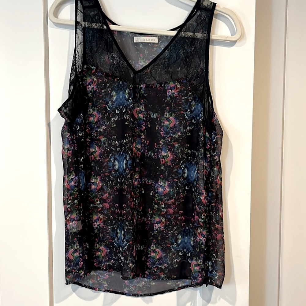 Hinge Black Lace and floral print Camisole. Size L.
